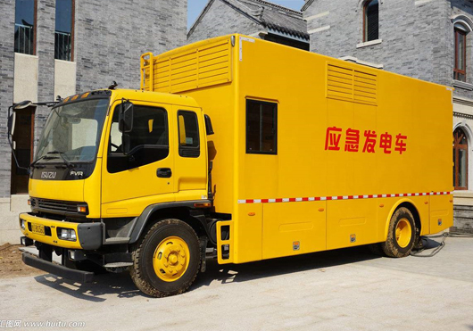 玉树租赁发电机-柴油发电机的正确选择方法是什么