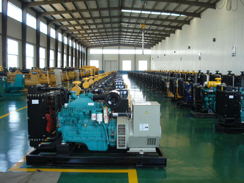 玉树租赁发电机-柴油发电机组冒蓝烟、冒黑烟、冒白烟故障分析