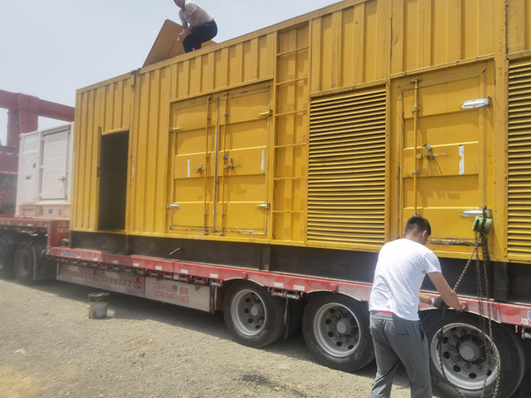 玉树除了负载情况和发动机维护，还有哪些因素会影响 200kw 柴油发电机的油耗？