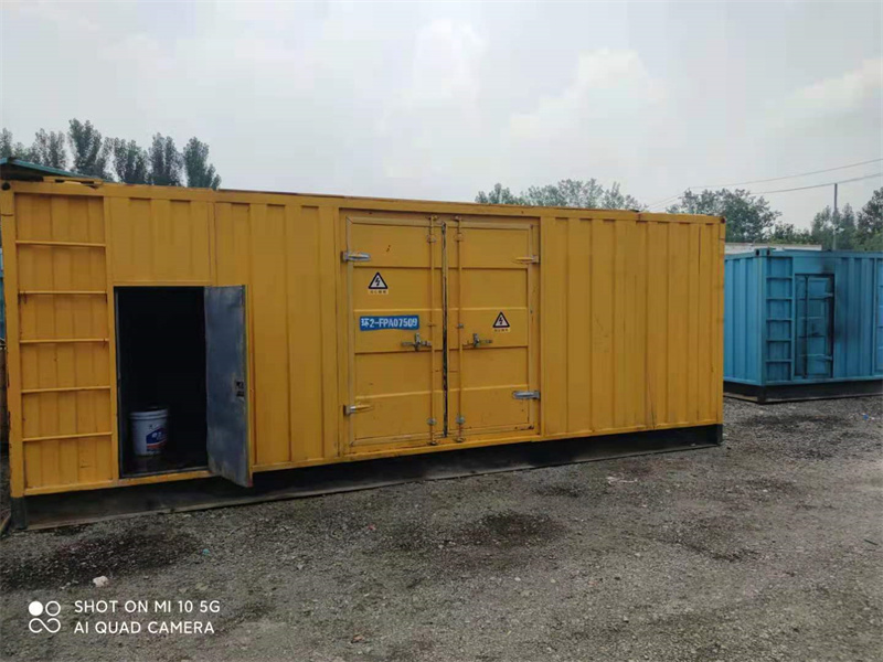 玉树200KW柴油发电机组需要配备什么型号的电缆线？