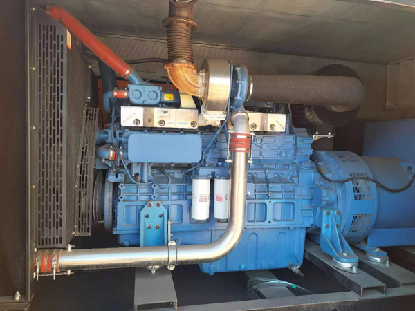 玉树柴油发电机组一般有几种电压输出？