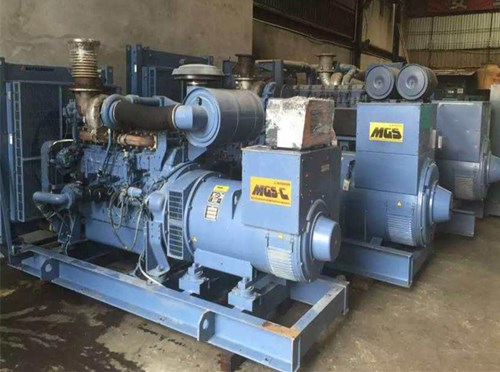 玉树柴油发电机如何测试电流大小？