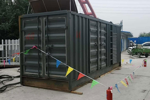 玉树发电机租赁空气滤清器多久更换一次？