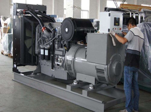 玉树柴油发电机组和储能设备配合使用的案例