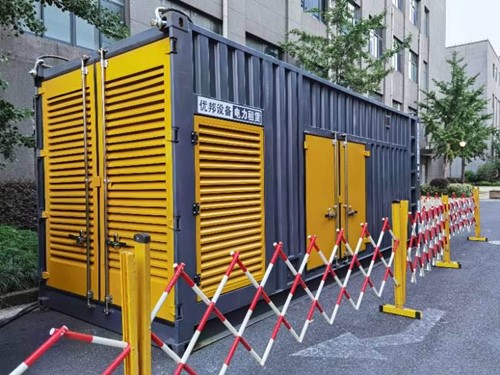 玉树如何使用转速表检查发动机的转速？