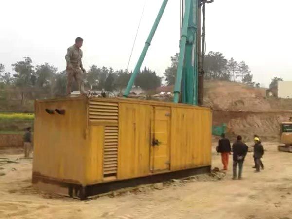 玉树如何判断水冷式机油散热器密封件是否需要更换？